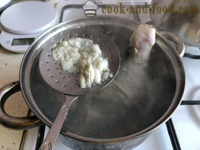Como cozinhar sopa com frango kharcho