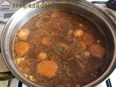 Como cozinhar sopa com frango kharcho