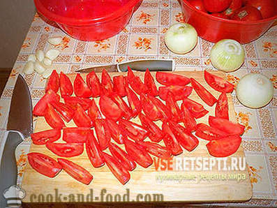 Salada doce de tomates vermelhos no inverno