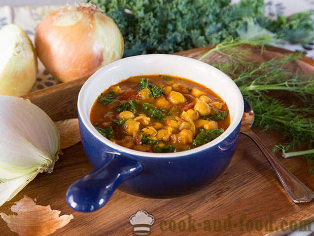 Sopa de Tomate com grão de bico e legumes