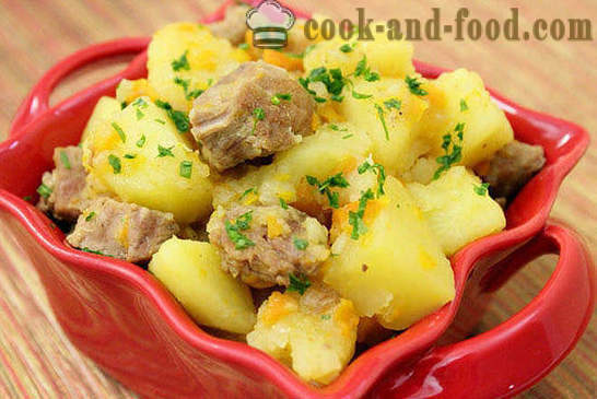 Batatas cozidas com carne
