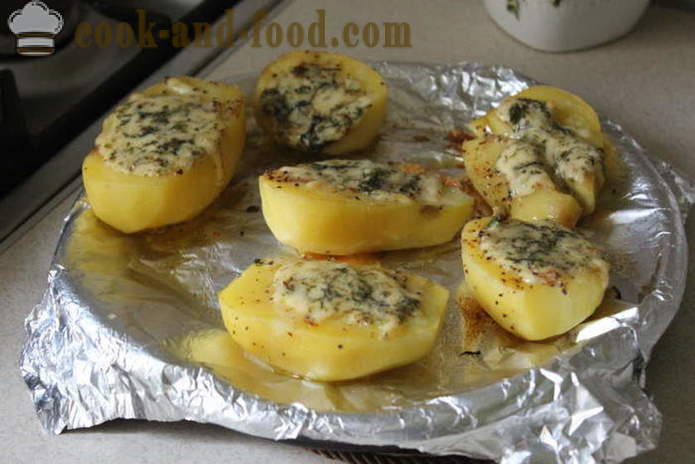 Batata cozida com queijo - como delicioso para cozinhar as batatas no forno, com um passo a passo fotos de receitas
