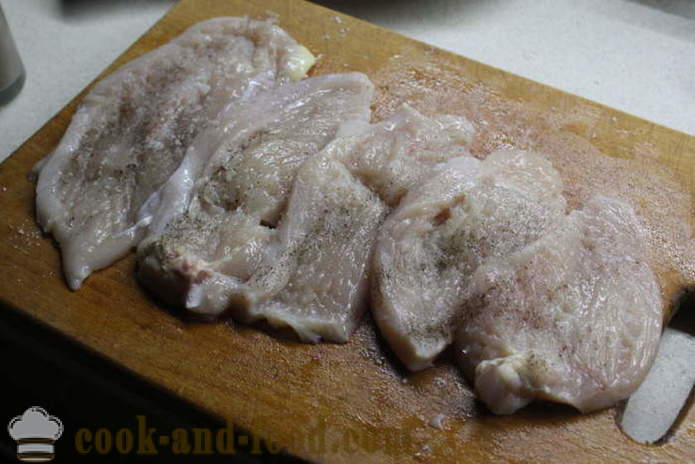 Rolo de frango caseiro recheado com espinafre - como fazer rolos de peito de frango no forno, com um passo a passo fotos de receitas