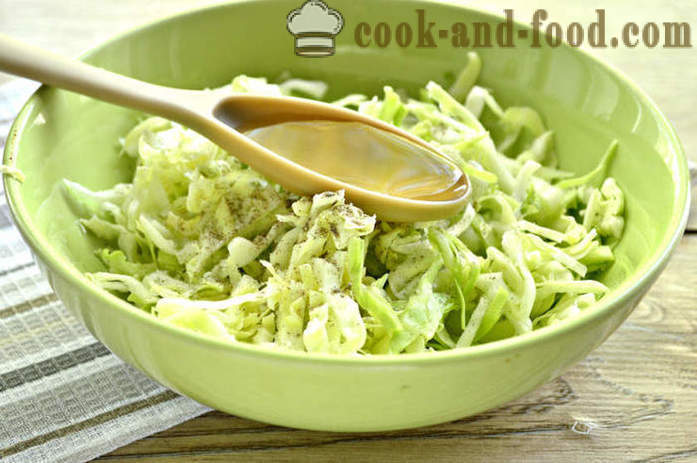 Salada simples de repolho e pepino com vinagre - como fazer uma deliciosa salada de repolho fresco e pepino com um passo a passo fotos de receitas
