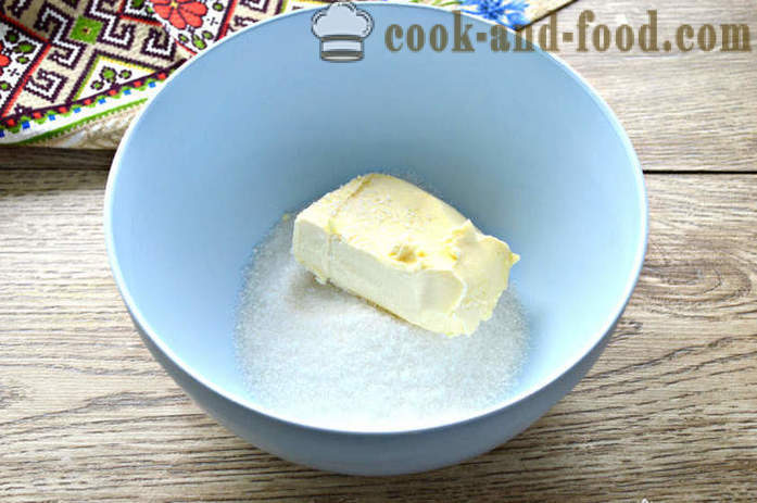 Bolo-bolo de Páscoa com soda sem fermento e leite - como cozinhar bolos em latas no forno, com um passo a passo fotos de receitas