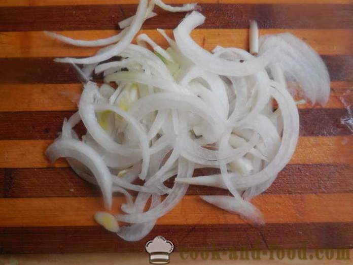 Salada de beterraba cozida e chucrute com maçãs e gengibre - Como fazer uma salada de repolho em conserva, um passo a passo fotos de receitas