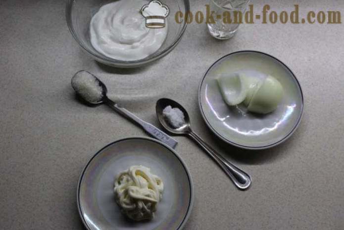 Creme de leite e molho de cebola com cebola em conserva - como cozinhar um delicioso molho com cebola, creme de leite e maionese com um passo a passo fotos de receitas