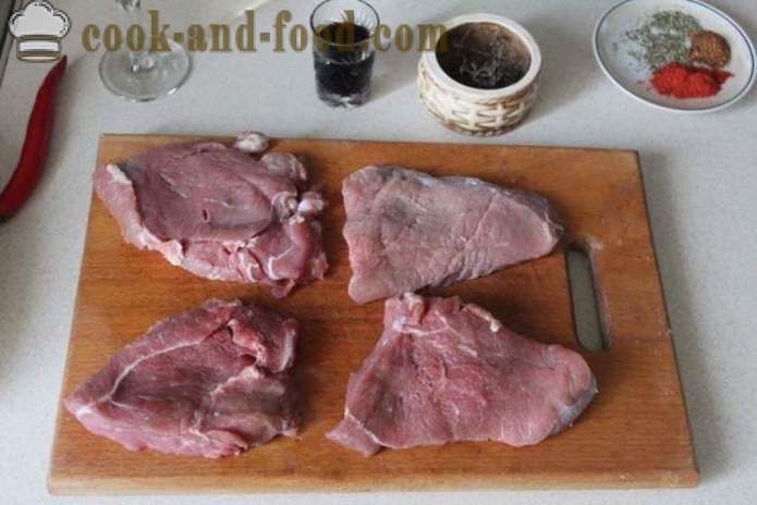 Bife de carne em uma frigideira - como assar bife de carne, um passo a passo fotos de receitas