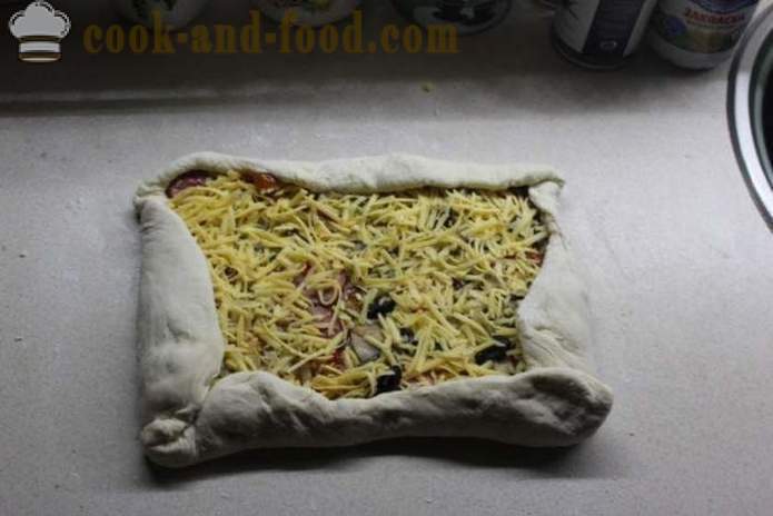 Stromboli - roll de pizza de massa fermentada, como fazer pizza em um rolo, um passo a passo fotos de receitas