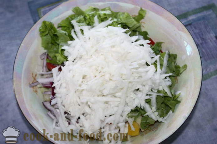 Salada com vegetais e mussarela - Como fazer uma salada com legumes e queijo, com um passo a passo fotos de receitas