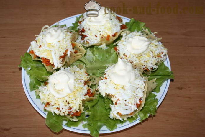Salada de cogumelos delicioso em uma cesta de queijo - como fazer cestas de queijo de alface, um passo a passo fotos de receitas