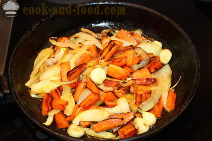 Guisado de cordeiro com cebolas, cenouras e alho - como cozinhar um delicioso ensopado de cordeiro, um passo a passo fotos de receitas