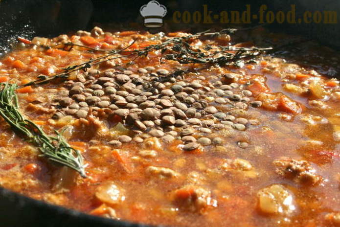 Guisado com lentilhas, vegetais e molho - como cozinhar lentilhas com carne e molho, um passo a passo fotos de receitas