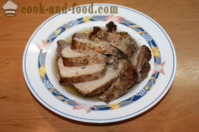 Carne de porco em folha, cozido no forno com molho de romã - a forma de assar carne de porco que foi suculentos, com um passo a passo fotos de receitas