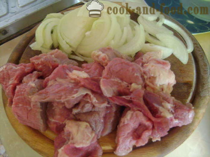 Goulash espessa sopa húngara - como cozinhar sopa de goulash com carne, um passo a passo fotos de receitas