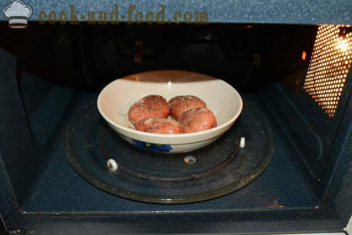Batata rápida cozida no microondas - o quão delicioso batatas assadas no microondas na pele, com um passo a passo fotos de receitas