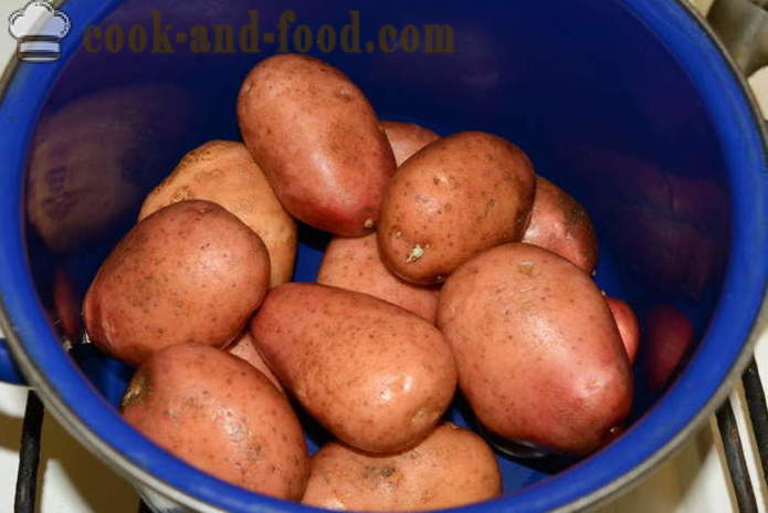 Batatas cozidas em suas peles para uma salada - como cozinhar batatas em suas peles em uma panela, com um passo a passo fotos de receitas