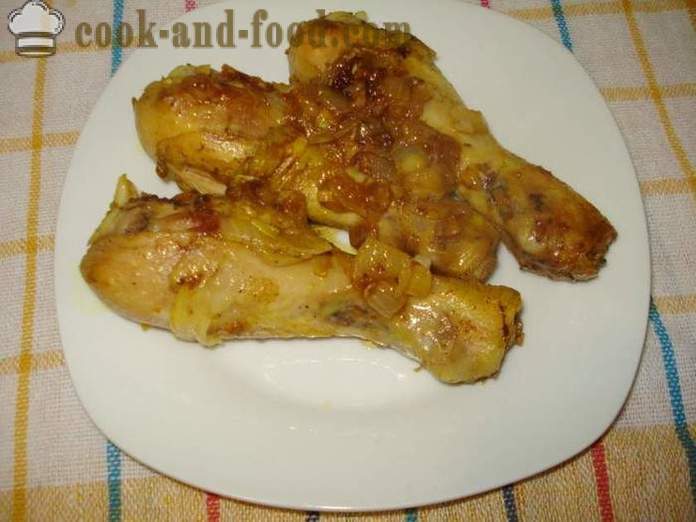 Pilão de galinha em molho de soja - delicioso para cozinhar coxinhas de frango em uma frigideira, um passo a passo fotos de receitas