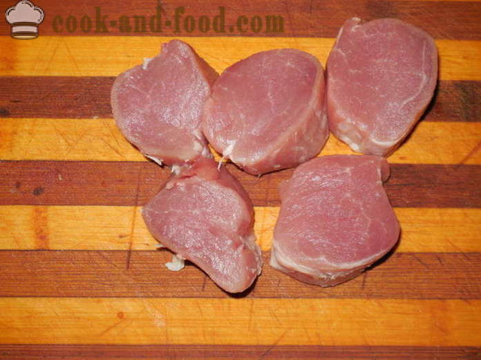 Medalhões de carne de porco - como cozinhar medalhões de porco em multivarka, fotos passo a passo receita