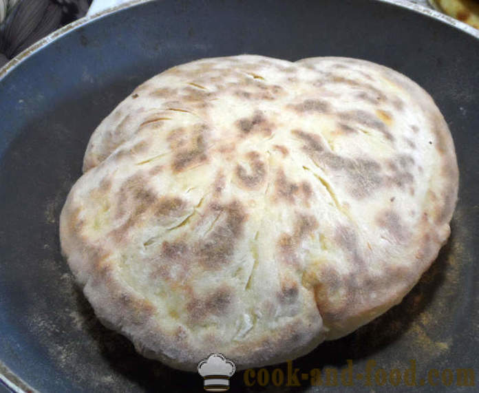 Khachapuri no queijo Imereti - como fazer tortillas com queijo em uma frigideira, um passo a passo fotos de receitas