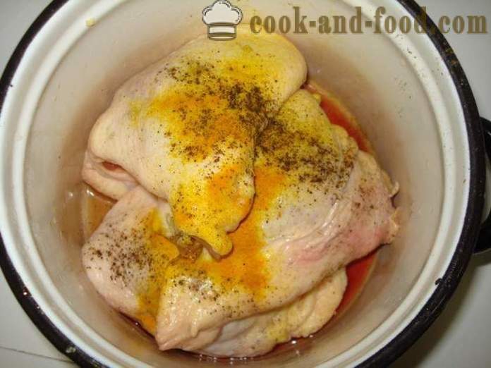 Coxas de frango cozido em uma folha - como um delicioso coxas de frango assado no forno, com um passo a passo fotos de receitas