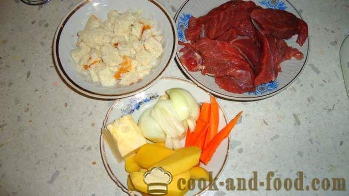Costeletas alimentares de vitela com cenouras e cebolas - como cozinhar um delicioso costeletas de vitela, um passo a passo fotos de receitas