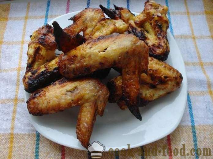 Espetos de asas de frango - como uma marinada saborosa para Asas de frango, um passo a passo fotos de receitas