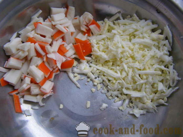 Salada de caranguejo delicioso com milho e ovos - como cozinhar salada de caranguejo com milho rápida e saborosa, com um passo a passo fotos de receitas