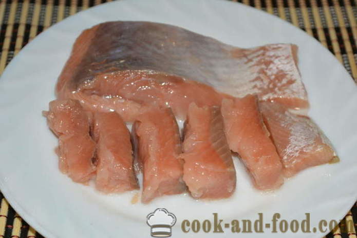 Rosa salmão salgado como o salmão do Atlântico - tanto rosa salmão delicioso picles em casa, passo a passo fotos de receitas