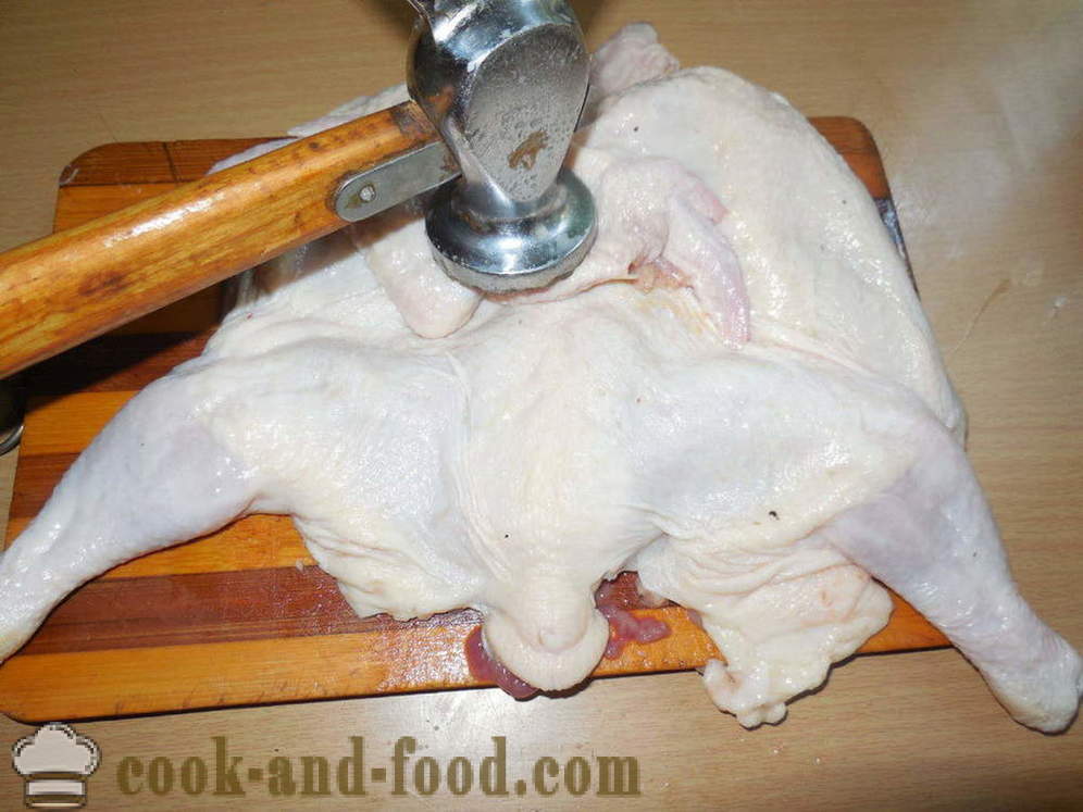 Multivarka tabaco Chicken - como cozinhar um frango no tabaco multivarka-panela, um passo a passo fotos de receitas