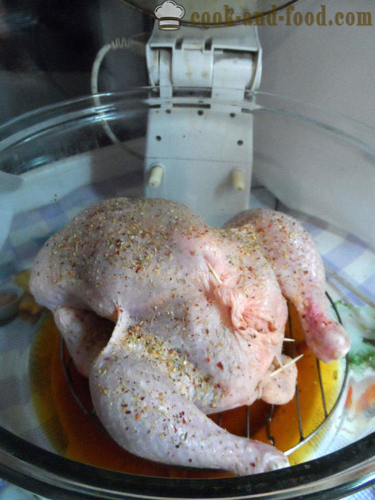 Frango assado com maçãs em aerogrill - Como assar frango inteiro, passo a passo fotos de receitas