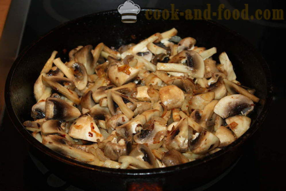Batatas cozidas com cogumelos em molho de creme - como cozinhar batatas com cogumelos no forno, com um passo a passo fotos de receitas