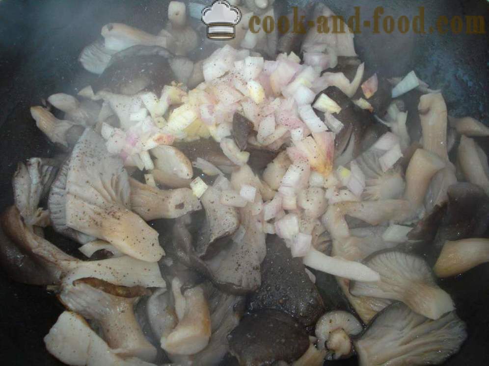 Cogumelos de ostra frita com cebola e especiarias - Como a cozinhar cogumelos fritos de ostras, um passo a passo fotos de receitas