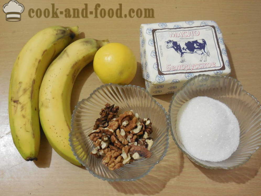 Bananas cozidos no forno com nozes e açúcar - bananas cozidas como no forno para sobremesa, um passo a passo fotos receita