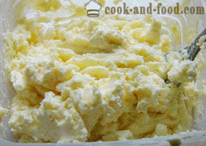Queijo sanduíche de manteiga de alho - como cozinhar queijo manteiga, uma receita simples com uma foto