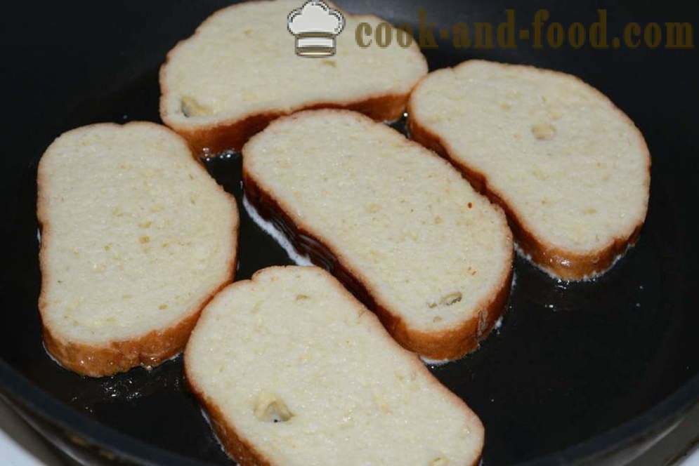 Pão doce de torrada com ovo e leite em uma panela - como fazer um pão de pão em uma frigideira, um passo a passo fotos de receitas