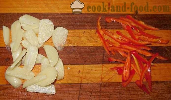 Pepino frito com pimenta, alho e sementes de gergelim, como cozinhar o pepino frito - um passo a passo fotos de receitas
