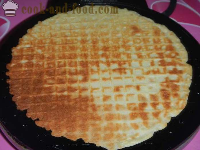 Wafer rola em um ferro de waffle ou cozinhar rolos de wafer - receita com fotos, passo a passo