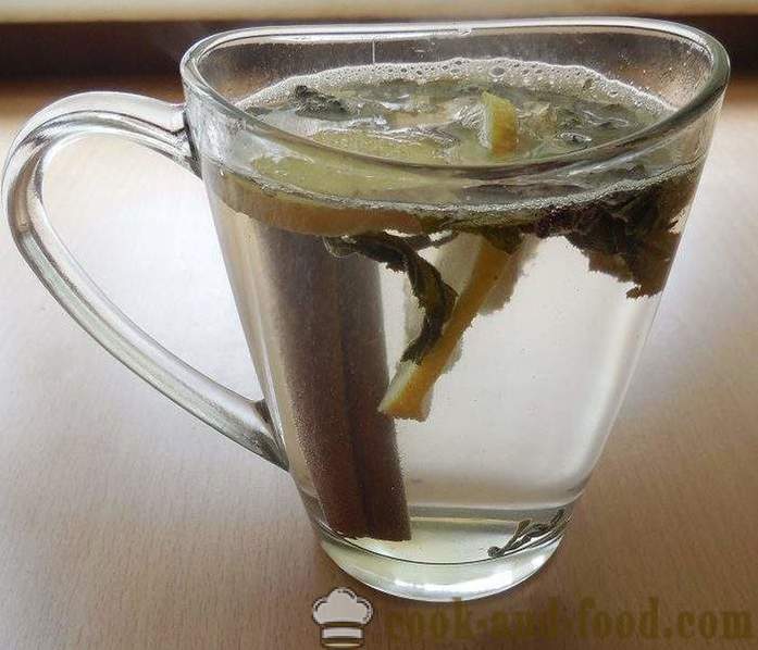 Chá verde com gengibre, limão, mel e especiarias - Como Brew receita chá de gengibre com fotos.