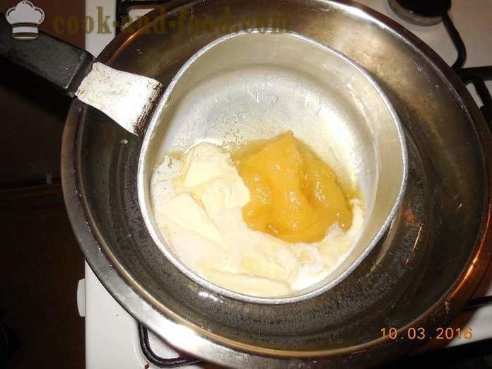 Bolos de mel com cobertura de limão - como assar bolos de mel em multivarka receita com as fotos.
