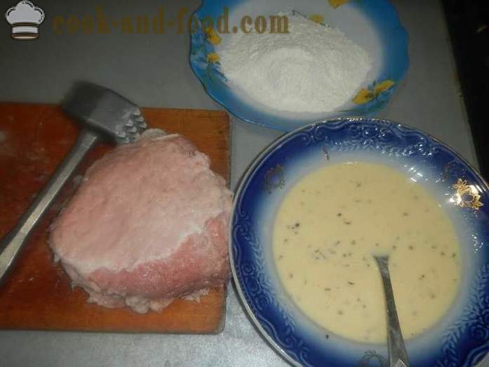 Costeletas de porco suculentas com molho de alho - como cozinhar uma costeletas de porco suculentas, um passo a receita passo com fotos.