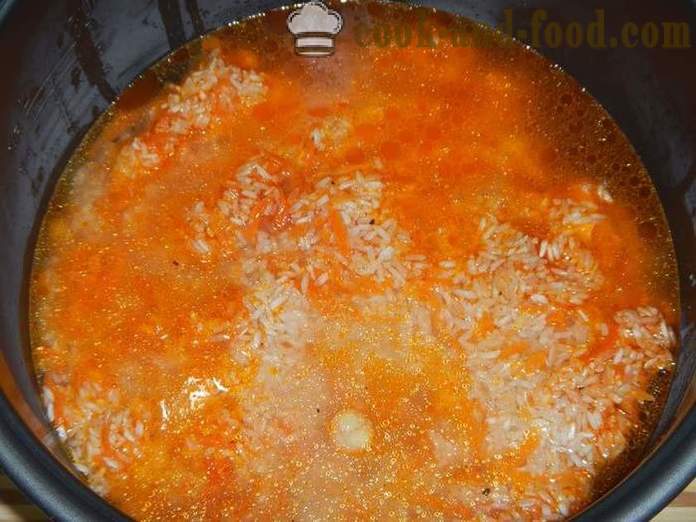 Carne de porco e arroz crocante em multivarka - como cozinhar arroz com carne em multivarka, passo a passo receita com as fotos.
