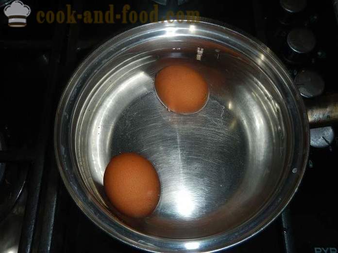 Meatballs deliciosos recheados com ovos e queijo - como cozinhar almôndegas com recheio, um passo a receita passo com fotos.