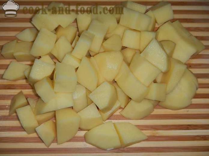 Ensopado de legumes com batatas e repolho em multivarka, panela ou frigideira. Receita como fazer guisado de legumes - passo a passo com fotos.