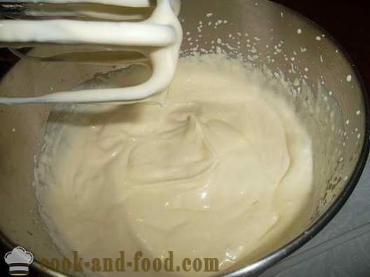 Bolo de creme de leite Classic. Receita com fotos. Como cozinhar rapidamente e facilmente.