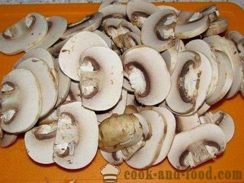 Sopa de cogumelos com cogumelos e batatas - delicioso, rápidos e satisfatórios. Receita com fotos.