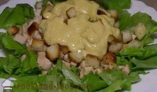 Salada Caesar com croutons - uma receita clássica com fotos e vídeos. Como preparar salada Caesar e molho de salada