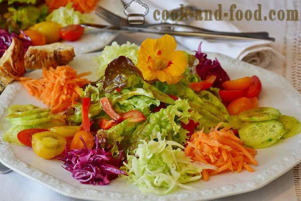 Receitas de baixa caloria salada de legumes