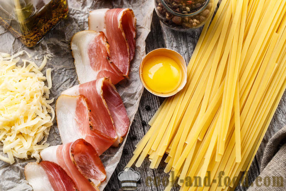 Cozinha italiana: massas carbonara três receitas com creme